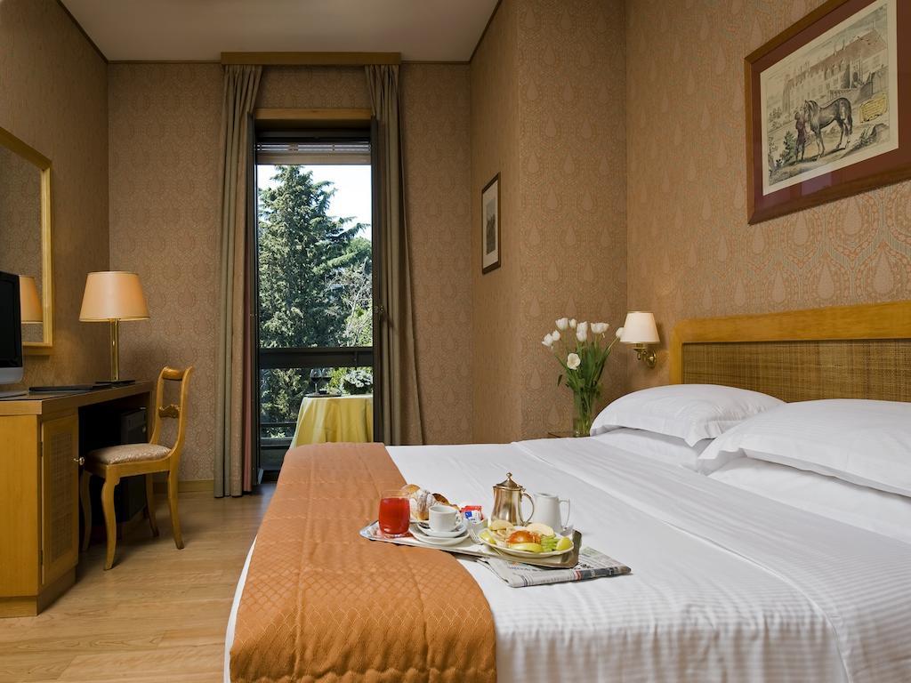 Polo Hotel Roma Exterior foto